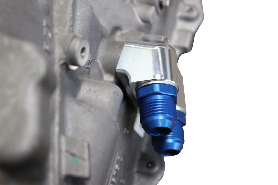 BMW ZF 8HP - 8HP50 ir 8HP70 alyvos aušintuvo adapteris FTWL